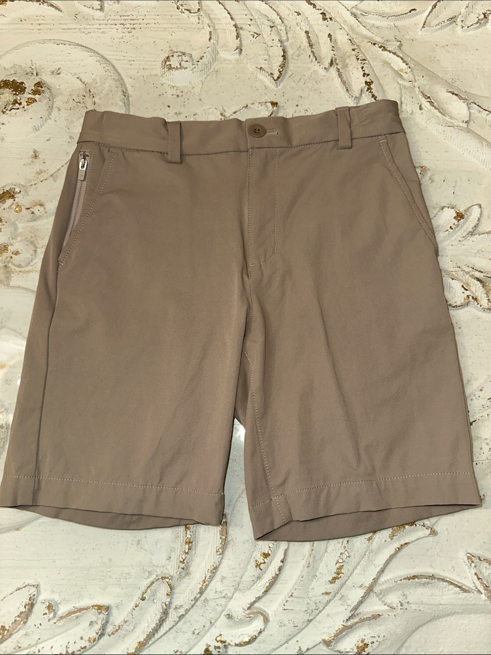 Vineyard Vines boy's perfromance Taupe Flat Front Shorts